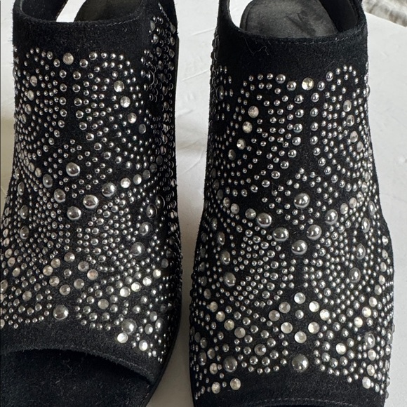 VANELI Beaded Bling Velvet Open Toe Black High Heels Velcro Strap Size 8 Narrow main image 3